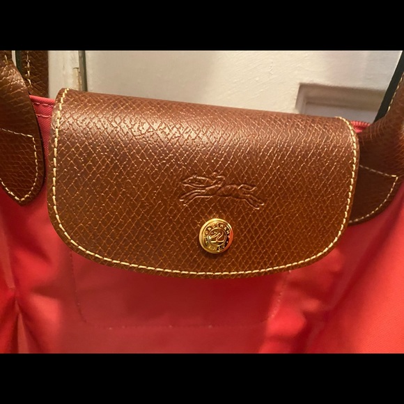 Pink Longchamp Le Pliage Tote - Picture 4 of 10